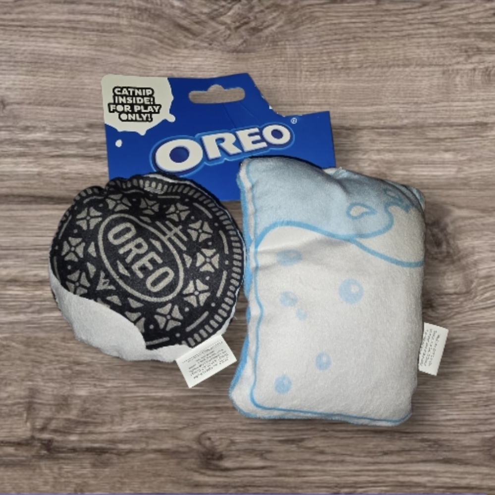 Oreo New NWT Cat Nip Crinkle Toys Milk Glass & Cookie
